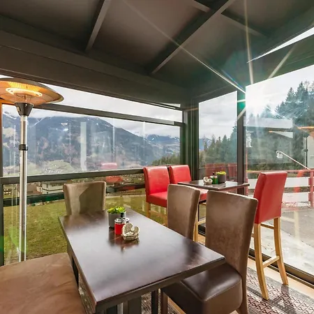 Hotel Hubertus Fuegenberg